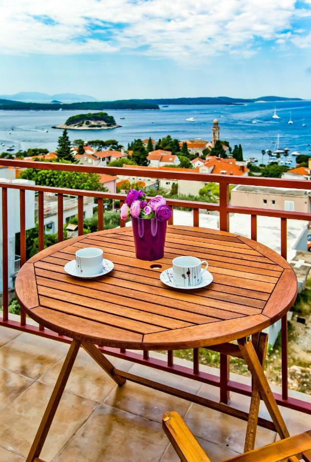 Apartments Ivusic Hvar Town Kültér fotó